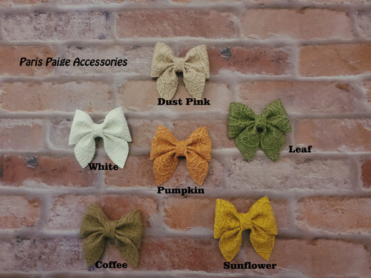 Butter Lace Sailor Pinch Bow